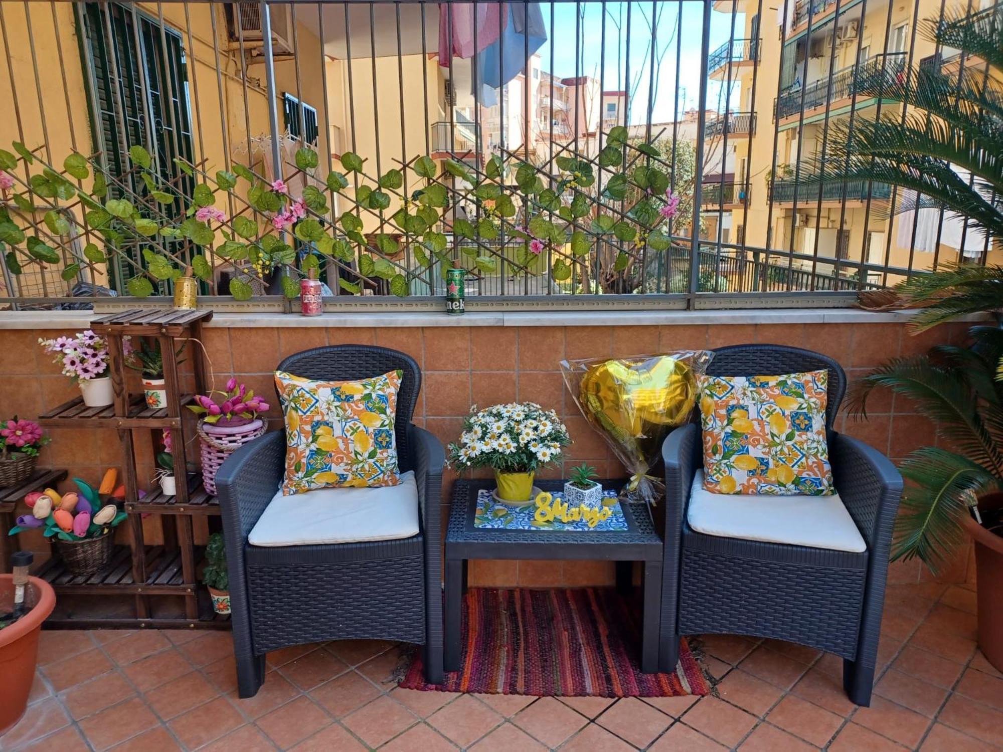 La Terrazza Di Monica & Teresa Bed & Breakfast Portici Ngoại thất bức ảnh