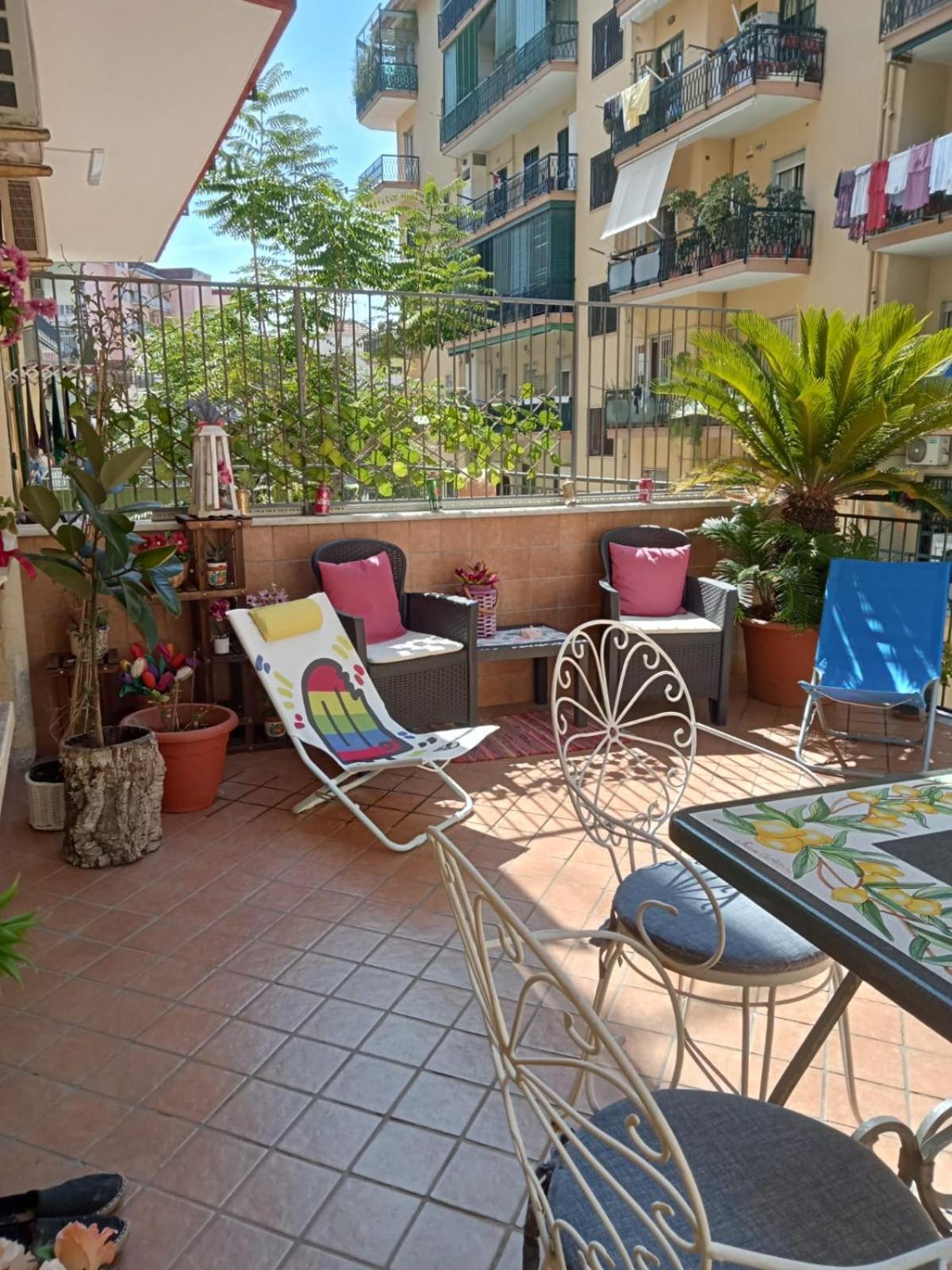 La Terrazza Di Monica & Teresa Bed & Breakfast Portici Ngoại thất bức ảnh