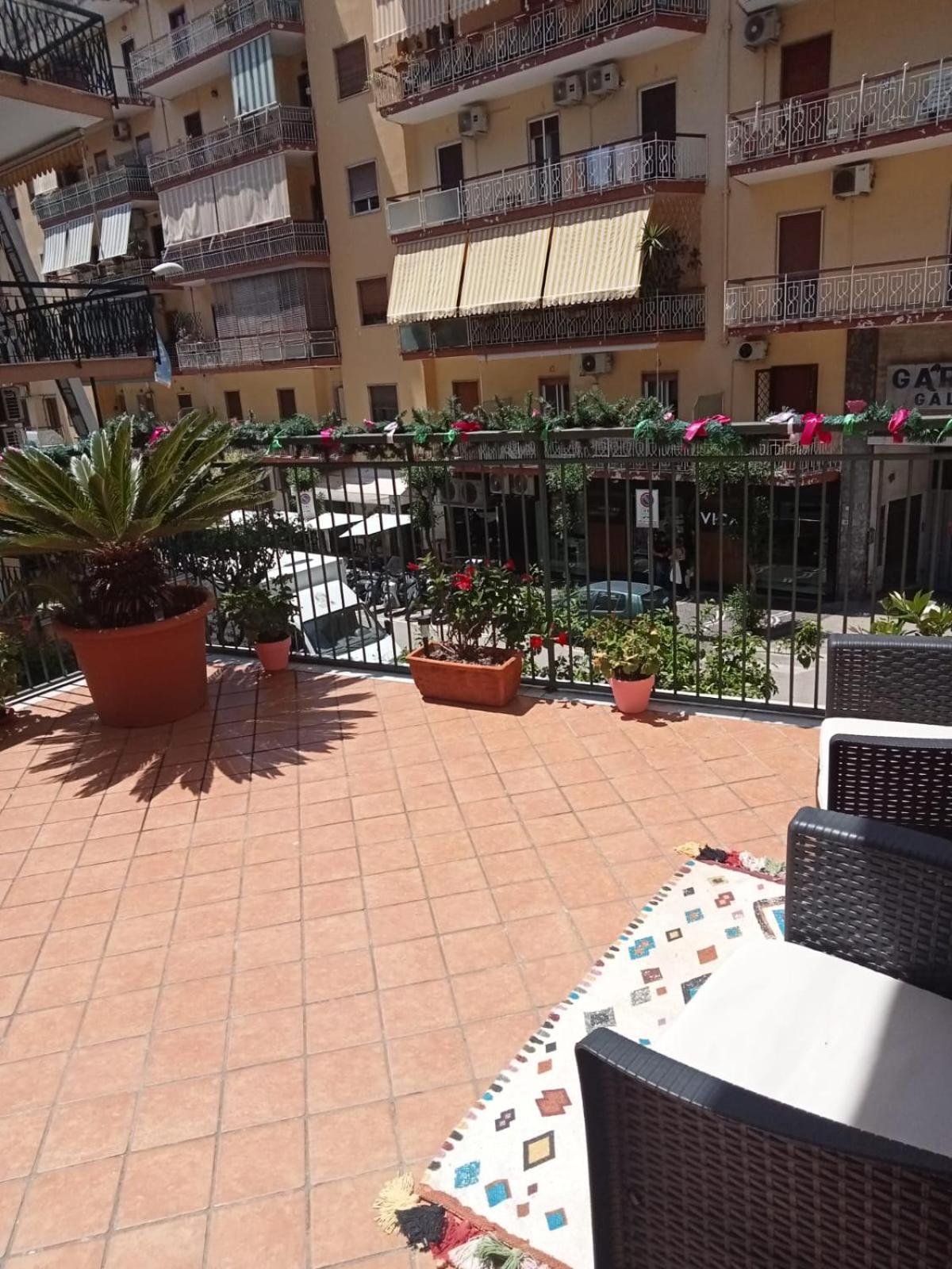 La Terrazza Di Monica & Teresa Bed & Breakfast Portici Ngoại thất bức ảnh