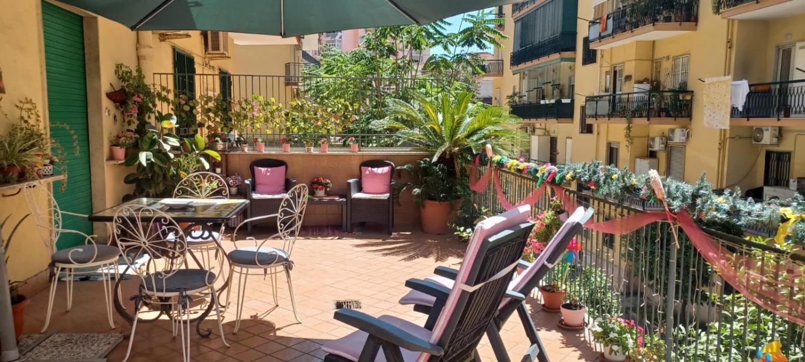 La Terrazza Di Monica & Teresa Bed & Breakfast Portici Ngoại thất bức ảnh
